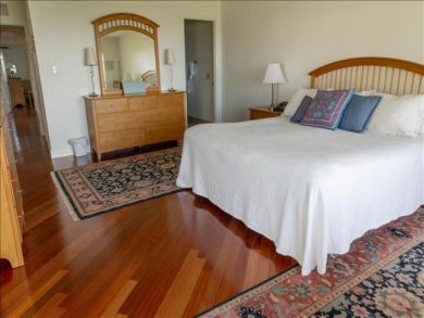 Longboat Key Vacation Condo with Views of the Gulf of Mexico